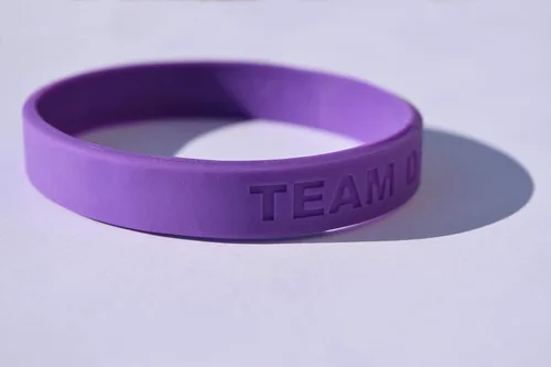 Vista 58 de Reminderband - Pulsera clásica de silicona 100% personalizada – Pulsera de goma de silicona personalizada – Personalizable, eventos, regalos, apoyo