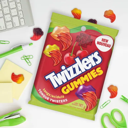 Vista 3 de Twizzlers Gomitas - Tangy Tongue Twisters Candy, 182g/6.4 oz. (10 unidades) {Importado de Canadá}