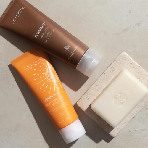 Vista 6 de Nu Skin Sunright® Protector solar facial y corporal SPF 50 Protección UVA/UVB de amplio espectro Fórmula no grasa y resistente al agua
