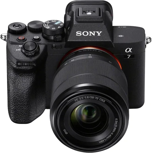 Vista 6 de Kit de cámara sin espejo Sony α7 IV (ILCE-7M4K/B) con lente OSS de 28–70mm Sensor Full-Frame de 33 MP Video 4K/60p Tarjeta de 64GB, kit