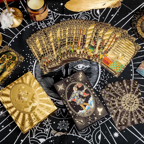 Vista 4 de Tarjetas de tarot con libro guía, juego de 80 cartas de tarot doradas con 4 portatarjetas de tarot de madera, cubierta de tarot impermeablejuego