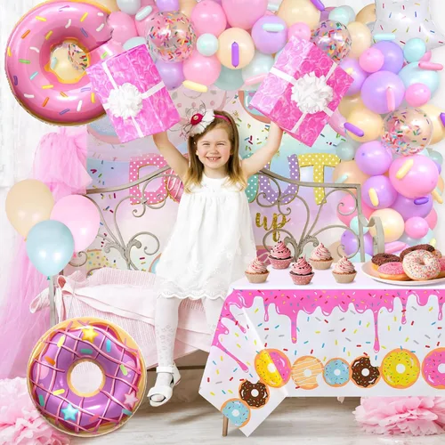 Vista 3 de Winrayk 131 piezas de decoración de fiesta de cumpleaños en forma de dona para niñas, kit de arco de guirnalda de globos de dona, mantel de telón