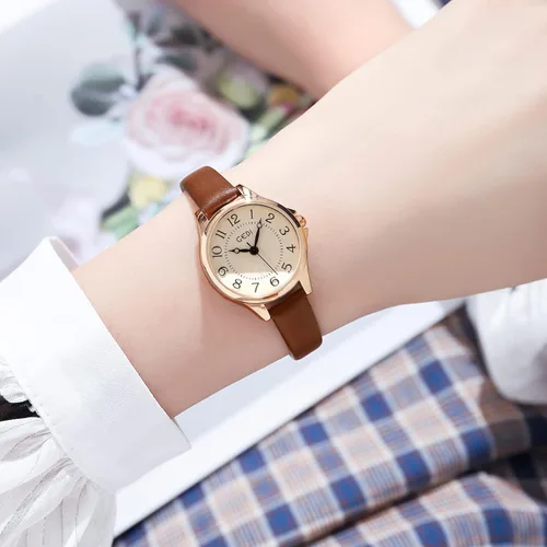 Vista 2 de TOOCAT Reloj de pulsera para mujer, ultrafino, elegante, simple, de cuarzo, con correa de cuero, resistente al agua, analógico, para mujeres