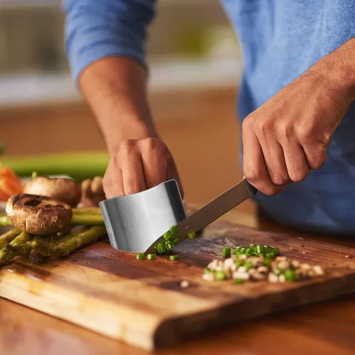 Vista 6 de Paquete de 4 protectores de dedos de acero inoxidable, protector de dedos para cortar herramientas de cocina, protectores de dedos para cortar