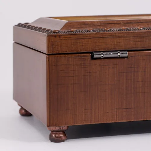 Vista 3 de Nieta Petite Woodgrain Caja de música Reproduce Light Up My Life