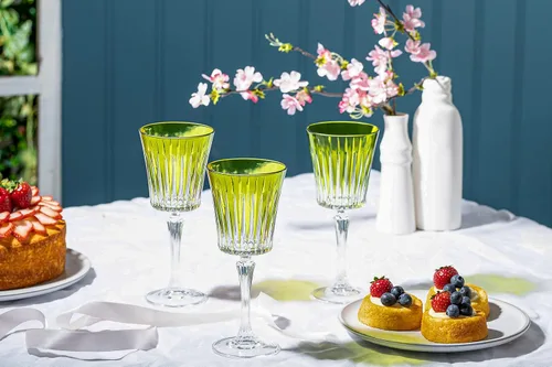 Vista 3 de Barski Copa de vino Copa de vino Vino tinto Vino blanco Verde Copa de agua Copas de tallo Juego de 6 copas Cristal 10 onzas Bellamente