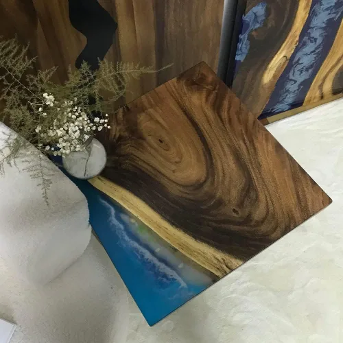 Vista 14 de Mesa de epoxi transparente, mesa de sofá con forma cuadrada, mesa auxiliar de resina de madera, mesa de centro de madera con borde natural para sala