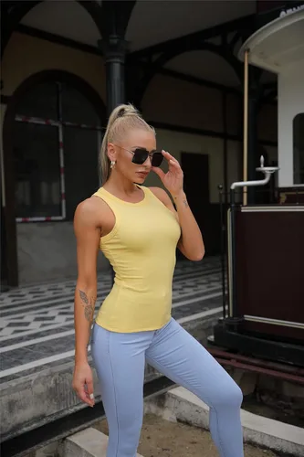 Vista 3 de Camisetas sin mangas para mujer, de verano, básicas, de punto delgado, acanaladas, con espalda cruzada