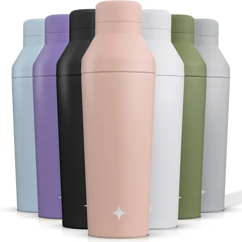JoyJolt Botella coctelera con triple aislamiento/proteínas. Vaso agitador de 20 onzas con tapa de medición de alcohol y tapa jigger. Botella fría de
