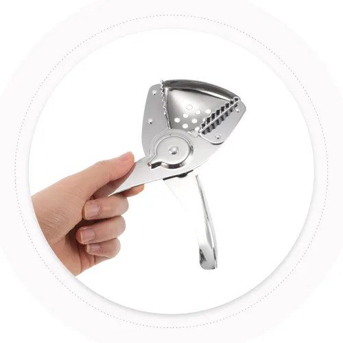 Vista 4 de Ciieeo Stainless Steel Manual Juice Press Citrus Squeezer Handheld Lemon Lime Juicer Fruit Extractor for Home Kitchen and Outdoor Use