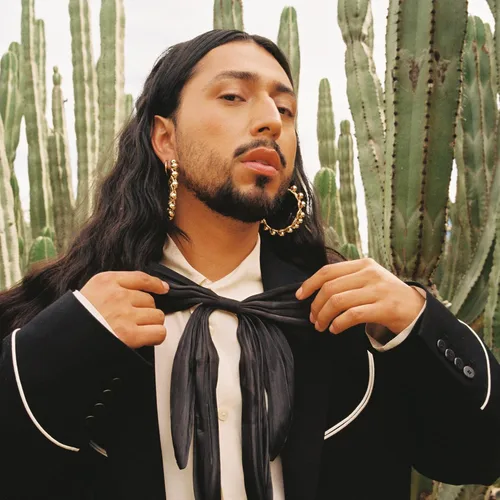 Vista 183 de Le Monde Gourmand Fraise Fouettée Eau de Parfum - 1 fl oz (1.0 fl oz) - Notas de perfume de vainilla, fresa, azúcar