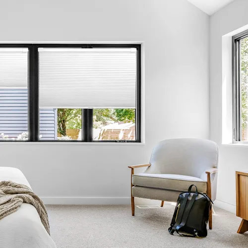 Vista 8 de LazBlinds Persianas celulares sin cordones, opacas personalizadas, 100 % bloqueo de luz, persianas plisadas para ventanas