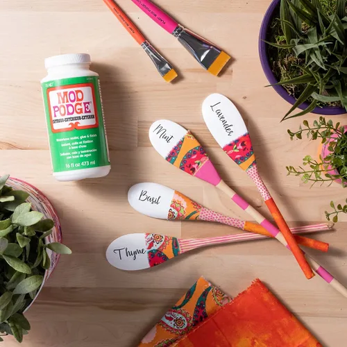 Vista 8 de Mod Podge Sellador a base de agua, pegamento y acabado para uso en exteriores (16 onzas), color blanco