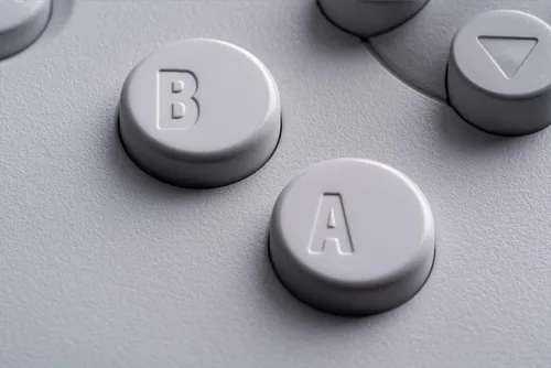 Vista 8 de 8BitDo 64 Bluetooth Controller for Analogue 3D, Switch, Switch 2, Windows, and Android (Black)