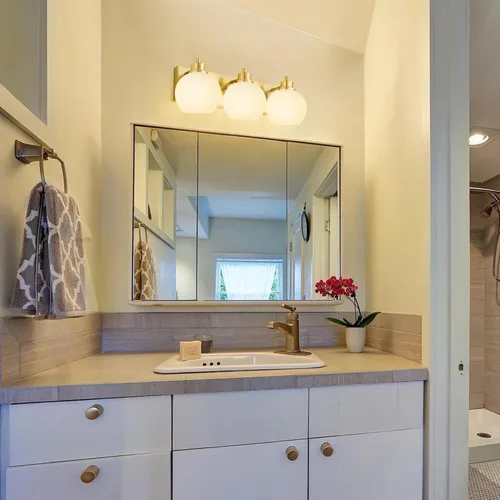 Vista 3 de Tuscarora Lámparas de Baño Doradas para Tocador, Lámpara de Tocador de 3 Luces, Apliques de Pared, Iluminación de Latón Cepillado, Luces de Baño