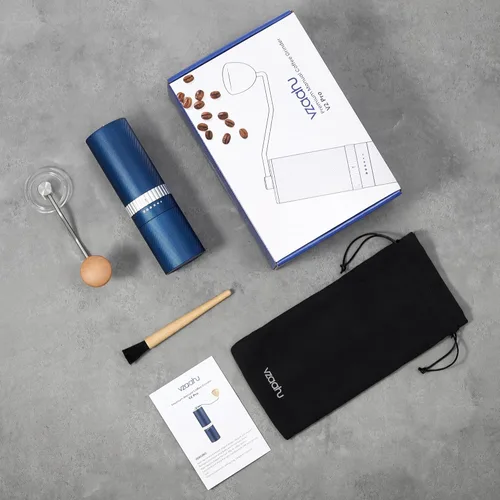 Vista 3 de vzaahu Molinillo de café manual, capacidad azul, rebabas de acero inoxidable de 1.41 onzas, cepillo, bolsa de transporte, ajuste externo ajustable