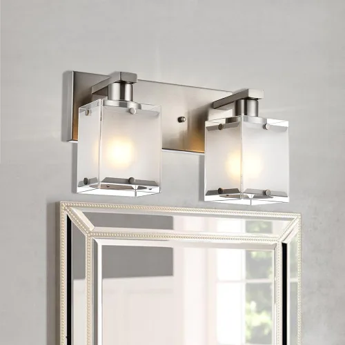 Vista 2 de Lámpara de pared de 2 luces, lámpara de tocador de baño de níquel cepillado con vidrio esmerilado rectangular para sobre espejo, base de bombilla E26