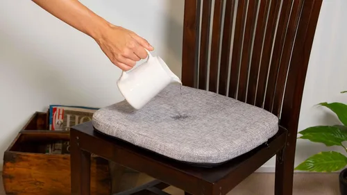 Vista 6 de remedic Cojín de asiento de gel impermeable con almohadilla de incontinencia incorporada, cómodo cojín para silla para sentarse durante mucho