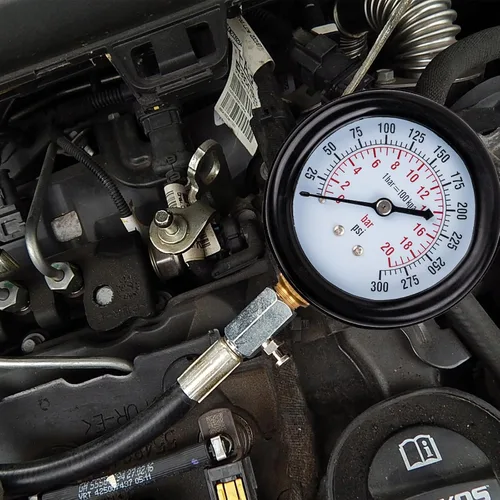 Vista 7 de Clatoon kit de probador de compresión de cilindro de motor de 8 piezas, medidor de herramientas automotrices de compresión de motor pequeño 0-300PSI