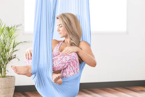Vista 2 de Pinc Active Silk Aerial Yoga Swing & Hammock Kit for Improved Yoga Inversions, Flexibility & Core Strength
