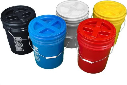 Kit de cubos, cinco cubos de colores de 5 galones con tapas de sellado gamma a juego (uno cada uno: azul, rojo, amarillo, blanco, negro)