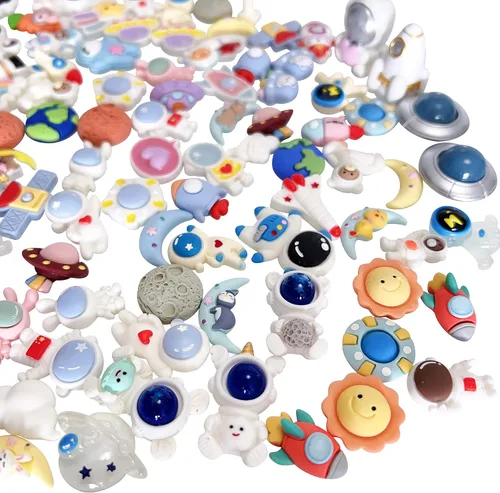 Vista 4 de 100 piezas Mini Space Planet Astronauta Decoración Mixta de Espalda Plana Conjuntos de Resina para DIY Casa de Muñecas Funda Teléfono
