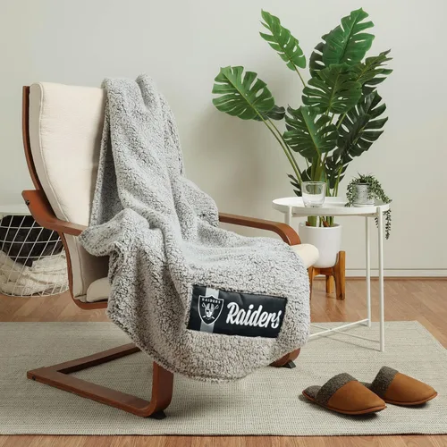 Vista 20 de FOCO Manta Sherpa de nube con logotipo grande del equipo de la NFL, 60 x 70 pulgadas