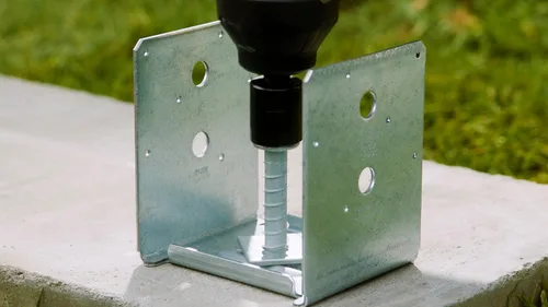 Vista 4 de Simpson Strong-Tie ABU66RZ ABU ZMAX Base de poste de separación ajustable galvanizada para 6x6 áspero