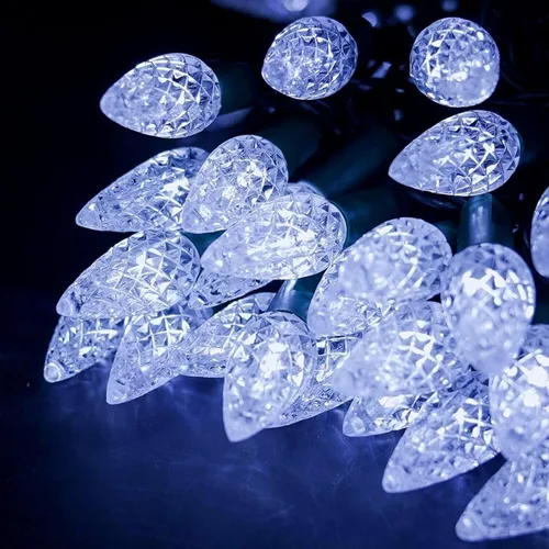 Vista 2 de Twinkle Star Guirnalda de luces de Navidad C6, 50 LED de 17 pies, funciona con pilas, con 8 modos de iluminación, luces impermeables para interiores