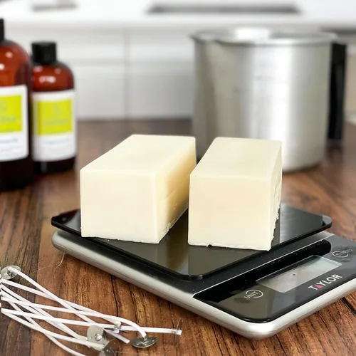 Vista 4 de Direct Candle Supply - Mezcla de cera de soja de coco para hacer velas - Mezcla cremosa de 5 libras para formulación de fragancia de alta carga
