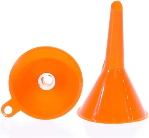 Vista 4 de Majic Juego de embudo de plástico de 4 piezas de 4 tamaños para aceite, gas y líquidos de automóvil