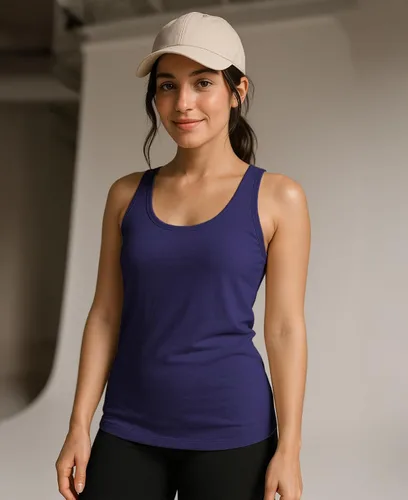 Vista 2 de Sexy Basics Paquete de 5 camisetas sin mangas PowerFlex con espalda nadadora para mujer Camisetas sin mangas elásticas de algodón y elastano