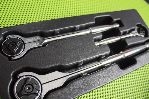 Vista 8 de Olsa Tools Trinquete de cabeza giratoria - Accionamiento de 1/2 pulgada con cabeza redonda de 90 dientes - Llave de dados de estilo roto para 1 pieza