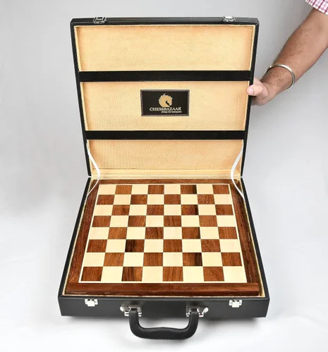 Vista 4 de The Old Russian Zagreb 3.1 inch Chess Set in Sheesham Wood with 15 inch Wooden Chessboard & Storage Box