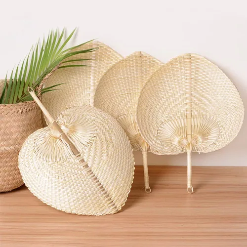 Vista 8 de Abanicos de mano de rafia de bambú natural, abanico de bambú de hoja de palmera, estilo chino, hecho a mano, diseño plegable tejido rústico