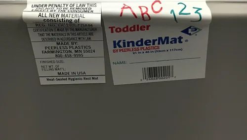 Vista 6 de Alfombrilla de descanso KinderMat para niños pequeños con almohada, grosor de 34 pulgadas, vinilo de 8 mil