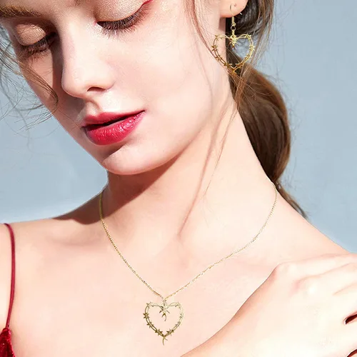 Vista 5 de Karol Merch - Collar de corazón de Bichota de 3 piezas y aretes de corazón de Karol, accesorios de corazón gótico KG para mujeres, collar de Bichota