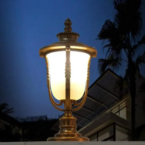 Vista 5 de Luces de poste para exteriores, lámpara de pared de cobre de imitación de cuatro flores, cubierta de aluminio a rayas para jardín, balcón, lámpara