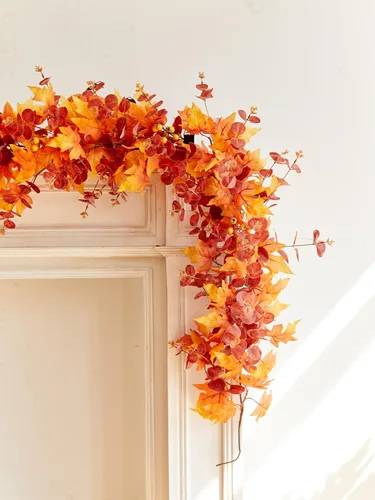 Vista 6 de Decoraciones de Acción de Gracias, decoración de otoño, guirnalda de otoño, guirnalda de hojas de arce de otoño de 9 pies para colgar