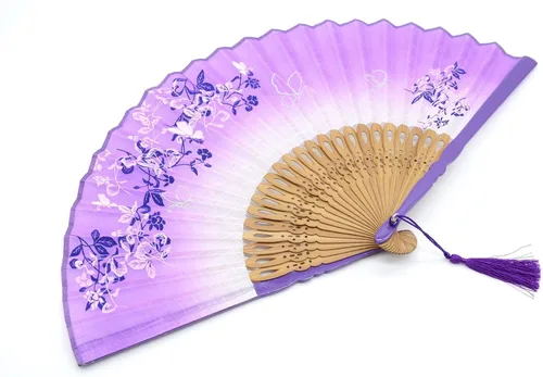 Vista 3 de OMyTea abanicos de mano de seda con marco de bambú para mujer de 8,27 pulgadas (21 cm), con estuche de tela protector para regalo, estampado