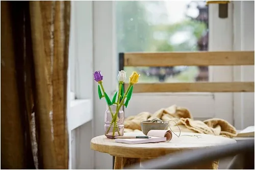 Vista 4 de LEGO System A/S LEGO 40461 Ramo de Tulipanes