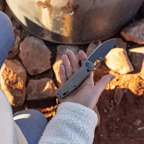 Vista 8 de Gerber Gear Scout - Navaja de bolsillo con hoja de 3.2" de filo liso, cuchillo plegable - Equipo y engranaje EDC - Micarta