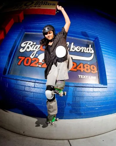 Vista 4 de S1 - Casco retro Lifer para skate, BMX y patinaje sobre ruedas