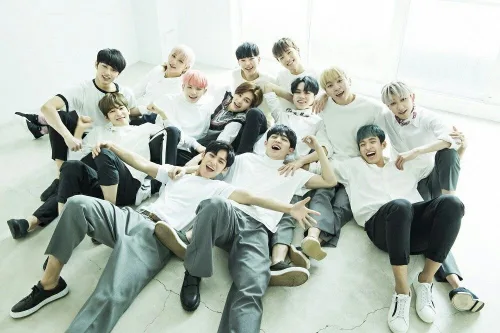 Vista 2 de SEVENTEEN 17 CARAT 1st Mini Album CD+POSTER+13p Photo Card+Tracking Number K-POP SEALED