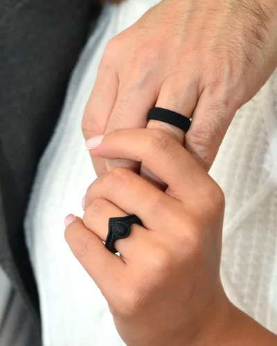 Vista 4 de Rinfit - Anillos de silicona para mujeres, anillo de compromiso de silicona en forma de pera, anillos de boda de goma para mujeres, diseño patentado