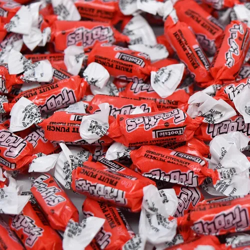 Vista 5 de Fruit Punch Frooties - Tootsie Roll Chewy Candy, ideal para Halloween - Cantidad de 360 piezas, bolsa de 38.8 oz (el paquete puede variar)