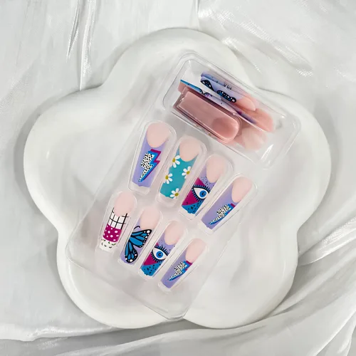 Vista 2 de Uñas postizas largas a presión, uñas postizas de ataúd francés, uñas acrílicas mate rosa, mariposa, ojos, flores, diseños de patrón de rayos, puntas