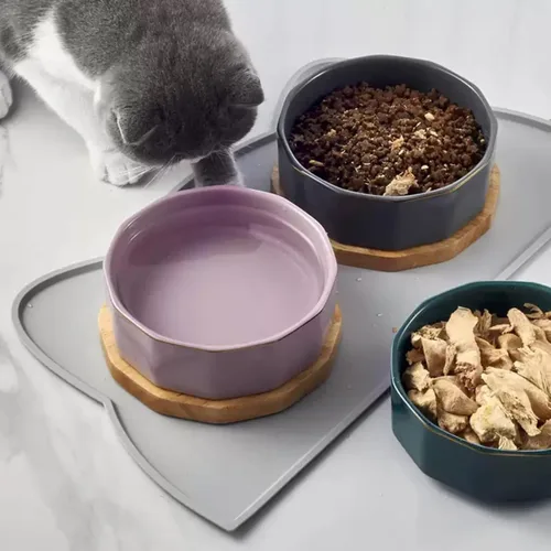 Vista 6 de Tapete de silicona para comida para gatos, tapete de alimentación de mascotas para el piso antideslizante impermeable, bandeja cojín para tazón