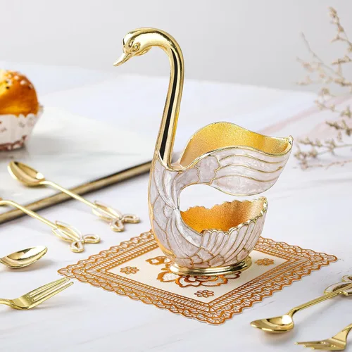 Vista 4 de Soporte de base de cisne dorado, organizador de cucharas de postre de cisne decorativo para mesa, con juego de 6 cucharas de café, elegantes