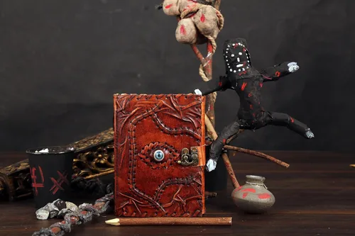 Vista 7 de Libro de hechizos de Hocus Pocus, libro de hechizos Hocus Pocus, accesorios de Hocus Pocus, regalos de Halloween, decoración de Halloween, diario